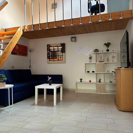 Stylish Loft Trivano Cagliari 2 Beds/2 Bath 외부 사진