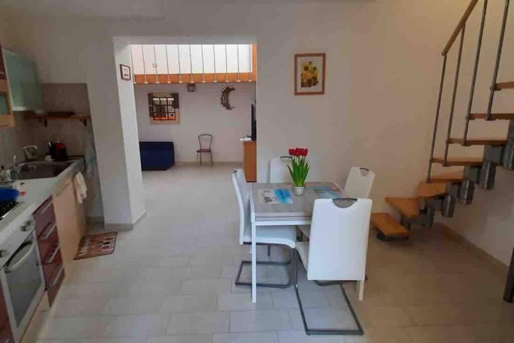 Stylish Loft Trivano Cagliari 2 Beds/2 Bath 외부 사진